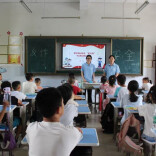 防非反诈知识下乡 守护儿童健康成长——邵阳学院外国语学院关爱团队开展安全教育课堂