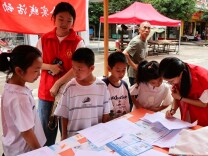 南华大学语言文学学院开展“理论润心，资助护航”暑期“三下乡”活动