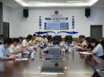 尤庆学调研岳阳市一中教育集团云溪区一中办学情况