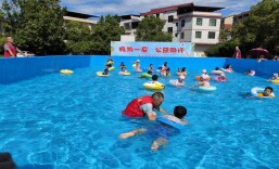 衡南县泉湖联合学校举办暑期公益游泳课