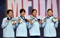 香港击剑世锦赛：中国女佩摘银 追平世锦赛最好成绩