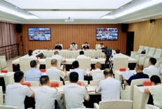 邵阳市乡镇（街道）干部履职大培训结业 程蓓出席并讲授专题党课