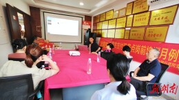 武冈：工会暖心送安康 驿路同行“贴”心凉