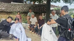 邵阳县白仓镇：党旗领航志愿红，暖心服务润民心