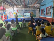 “钩钩云”长啥样？湖南这堂气象科普课把萌娃迷住了