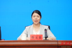 一到放假就想给孩子箍牙？医生认为并非“越早越好”