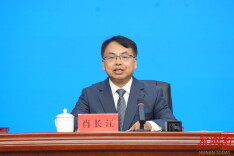 与其“秋天第一杯奶茶”，不如来点更适合湖南人体质的秋日养生茶饮……