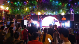 铁花飞舞乐声扬！绥宁巫水画廊夜游盛宴点亮盛夏夜空