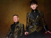 胡彦斌拿下《歌手2026》歌王，赛后采访感谢韩磊的帮助，当晚两套演出服都是韩磊安排的