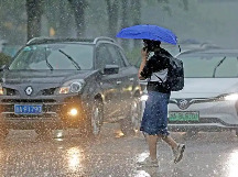 中国气象局升级调整应急响应为台风暴雨强对流三级