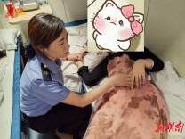 女子列车突发昏厥，14分钟爱心接力助其转危为安