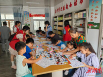 永顺县芙蓉镇多彩活动关爱未成年人成长
