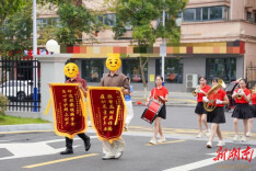 给力！追回21.64万元，群众敲锣送锦旗致谢