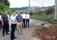 周振宇赴石门县督导灾后重建工作