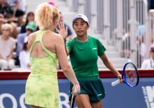 直落两盘 张帅组合夺得WTA1000多伦多站女双冠军