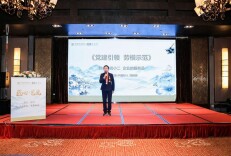 群众的“店小二”企业的“服务员〞