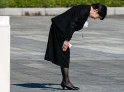 光明日报刊文评日本政要参拜靖国神社：对历史正义的亵渎，对战后国际秩序的挑衅