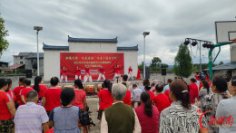 文艺惠民!洪江市文旅志愿服务送戏下乡暖民心