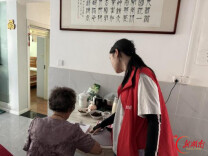 长沙斑马湖社区：“敲门行动”织密安全网