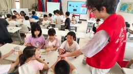 南华学子“三下乡”：探索空气魔法 开展航空科普实践课
