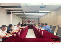 余亚军带队走访我区部分重点企业