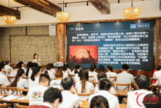 娄星区为“返家乡”大学生搭建青春交友新平台