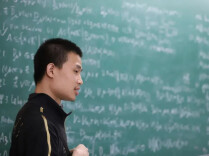 韦东奕突然卖书，销量已破万件，北京大学与亲属相继确认：是其本人，书是他自己主编的