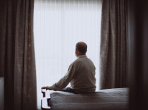 周末·关注丨专坑中老年！揭露短视频里“健康顾问”的连环套
