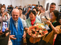 殷玉珍和“赛考斯”，重逢了！