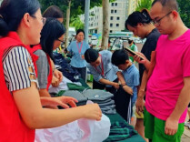 这所学校免费发校服！网友：建议全国推广