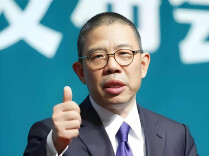 中国前首富钟睒睒，无偿捐赠价值9亿元股份