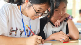 长沙理工大学图书馆携手支教团队打造乡村儿童美育课堂
