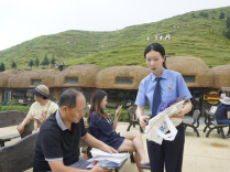 草原牧场上的法治课堂 北湖检察解锁“普法+文旅”新场景