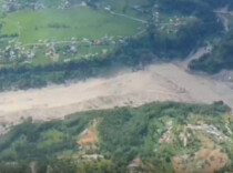 尼泊尔北部山洪已致16人死亡 数百名游客失联