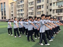 砺志迷彩燃青春  笃行逐梦启新程 