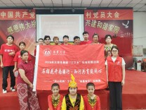 南华大学新疆籍学子返家乡开展民族团结进步主题宣讲活动