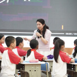 园丁一线丨袁秀兰：以匠心打磨课堂，以温情守护童心