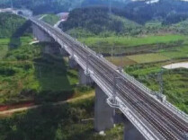 铜吉铁路建设再提速 全线重点工程取得新突破