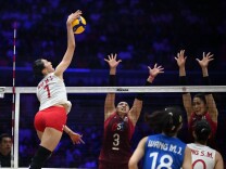 亚锦赛摘银 中国女排无缘直通洛杉矶奥运会