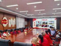 新化县桑梓镇组织收看“中国好人榜”发布仪式