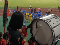 “副中心，一起冲！”——岳阳队1:1战平衡阳，球迷温情喊话