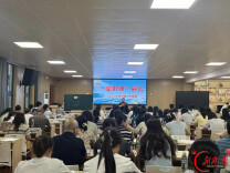 益阳市石码头小学：晒课堂硕果 悟研修新知