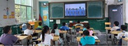 洪江市群峰乡中心小学开展国防教育思政课