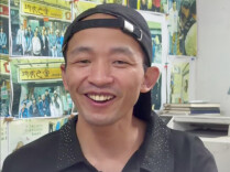 “地衣之家”小海求职碰壁仍坚持面试，6年没回家，今年想挣钱回家过年； “撸起袖子加油干，希望能有一个试用机会”