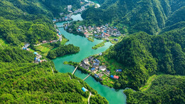 湖光山色入画来