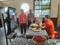 身边好人丨黄明强：“自己淋过雨，总想为别人撑把伞”