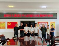 益阳市大通湖区：教师节走访“走心”更“务实”