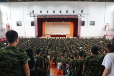 龙山县第一职业中学举行2026年秋季开学典礼暨表彰大会