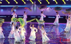 2026省十五运∣艺韵绽放省运荣光 湖南涉外经济学院80名学子圆满完成省运会开幕式演出