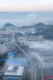 朝雾氤氲 绘就水墨画卷